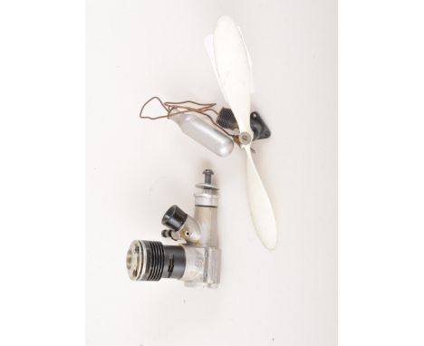 CIPPOLA 09 CL glow engine and CO2 motor complete with tank.
