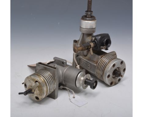 Two engines METEOR 40 R/C and ED RACER type 5, diesel.