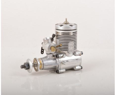 HP 40F R/C glow, nearly new in box.