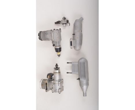 Two glow engines,HB40 4/C and MDS40 R/C, both boxed, no papers.