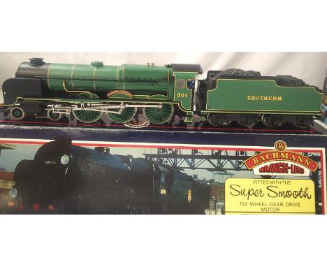 Bachmann 31-40 Lord Nelson Class Sir Martin Frobisher, 864, Malachite Green in very good to excellent condition, missing deta