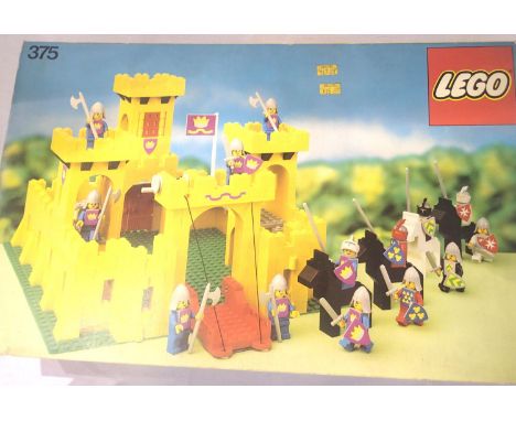 Legoland 75 Castle, part boxed, unchecked. P&amp;P Group 1 (£14+VAT for the first lot and £1+VAT for subsequent lots) 