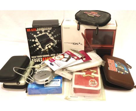 Nintendo DS, DS Lite and 3DS XL accessories, boxed etc (no console or games). P&amp;P Group 3 (£25+VAT for the first lot and 