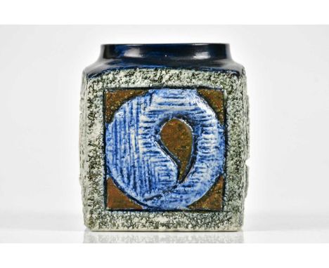 LOUISE JINKS FOR TROIKA POTTERY; a marmalade jar with relief stylised decoration, signed Troika, Cornwall, and painted initia