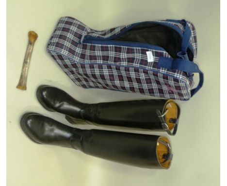 A PAIR OF BLACK HUNTING BOOTS by D. Davies, Brynmawr (approx size 9) in Munroe boot bag together with a pair of boot pulls an