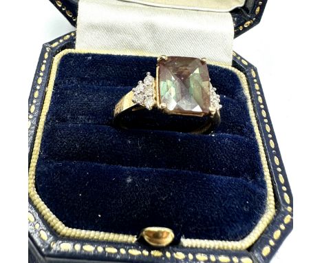 9ct gold mystic quartz and diamond ring (2.7g) 