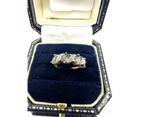 9ct yellow and white diamond and mystic topaz  ring (1.9g) 