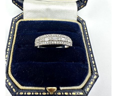 9ct white gold diamond ring 2.3g 0.33ct diamonds 