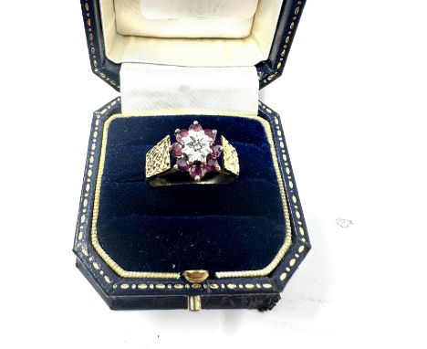 9ct gold diamond &amp; ruby ring (4g) 