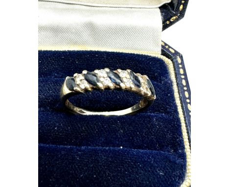 9ct gold blue gemstones ring (2.1g) 