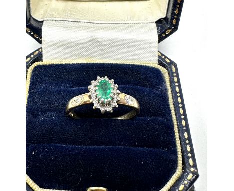 9ct gold Emerald &amp; diamond ring 2.1g 