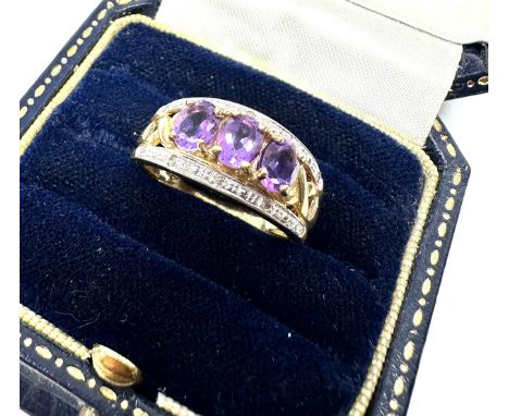 9ct gold amethyst &amp; diamond ring 3.5g 