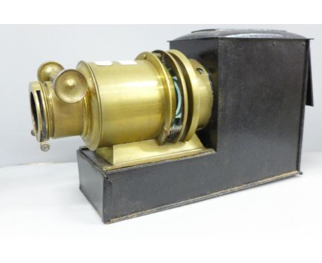 A magic lantern projector/viewer, Rd. No. 519324