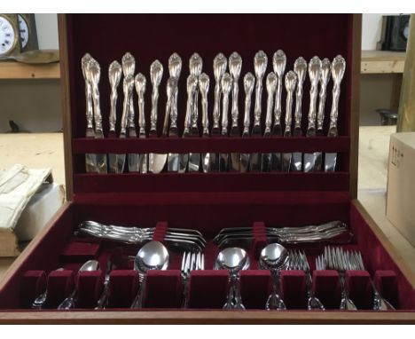 Canteen of Noritake Serenada stainless silver cutlery including knives, forks and spoons. Postage category C