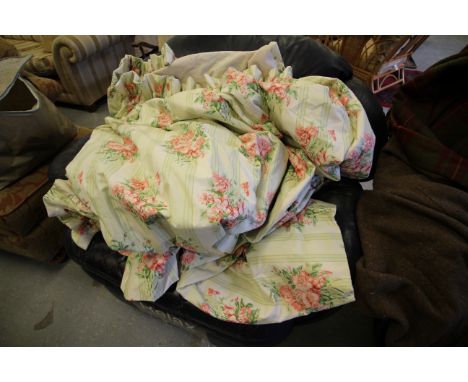 Pair of Jane Churchill curtains&nbsp;