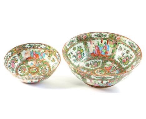 TWO GRADUATED CHINESE PORCELAIN CANTON FAMILLE ROSE BOWLS, 25 AND 36CM DIAM, THE LARGER BOWL 19TH C, SMALLER EXAMPLE 20TH C