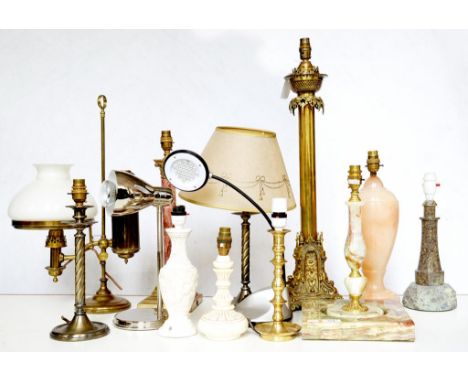 A VICTORIAN BRASS OIL LAMP, 61CM H, C1900 CONVERTED TO ELECTRICITY AND VARIOUS OTHER TABLE LAMPS INCLUDING A CORNISH SERPENTI