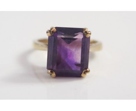A 9ct Gold and Amethyst Ring, 10x10mm stone, full London hallmarks, size L.25, 3.7g 