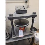 CONQUEST INDUSTRIES VULCANIZER, MODEL 18C50, 240V, NO DATA TAG