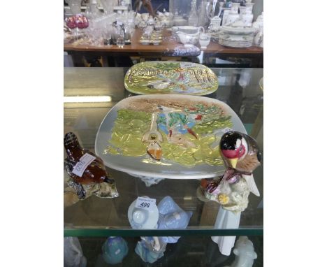 A mixed group of ceramic items to include a Beswick model of a Gold Finch and a Beswick model of a wren together with two Bes