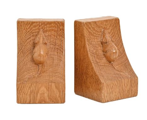 A pair of Mouseman oak book ends, 15cm h, carved mouse 'signature'  Good condition