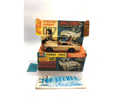 Corgi 261 James Bond boxed in good condition please see images for condition 