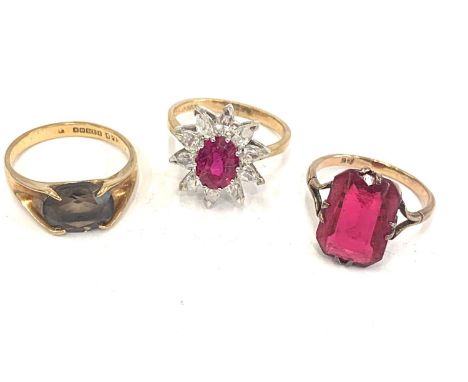 3 Vintage stone set 9ct dress rings, total approximate weight 9.6g 