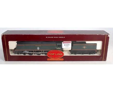 A Hornby top link R310 Bullied streamlined BR green Battle of Britain class engine and tender No 34054 ''Lord Beaverbrook'' (