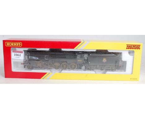 Hornby Railroad R3356 factory weathered 9F engine and tender early crest No 92021 (NM-BNM)