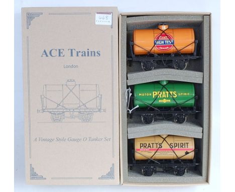 ACE Trains ref set 3: 3x tank wagons 'Pratts' brown, 'Pratts' green, and 'Pratts High Test' orange (M-BM)
