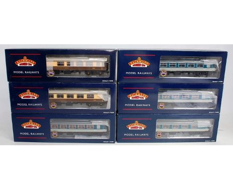 6 Bachmann lighted Pullman cars brown/cream 39-280 ''Eagle'' 39-320 ''Hadrian Bar'' blue/grey 39-211. 39-281, 39-291 and 39-3