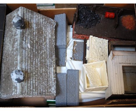 One large tray and one very large box containing 32mm gauge buildings for garden railway, includes terraced houses, engine sh