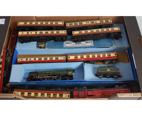 Tray containing Hornby Dublo EDP12 passenger train containing gloss green 'Duchess of Montrose' engine and tender, 2 D12 coac
