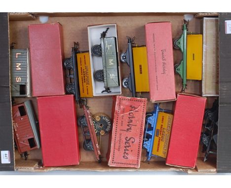 Large tray of assorted wagons (9), including French Hornby SNCF yellow side tipper with green base (NM box repro), a similar 