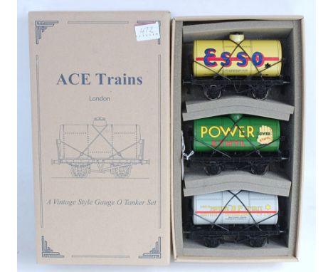 ACE Trains ref set 7: 3x tank wagons 'Esso' yellow, 'BP Motor Spirit' grey, 'Power Ethyl' green (M-BM)