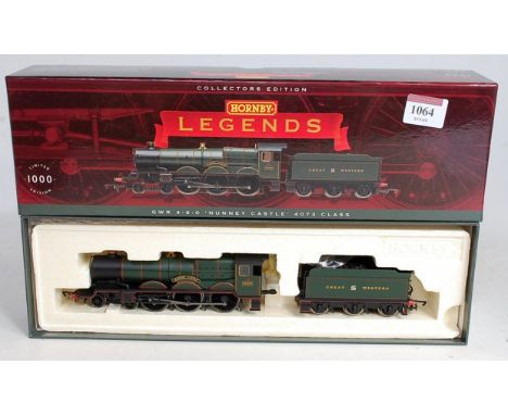 Hornby Legends Collectors Edition ''Nunney Castle'' engine and tender with certificate 951/1000 (NM-BNM)