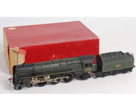 A Trix Twin Railway ref. 236 BR lined green Britannia class H0 engine and tender (VG-BG)