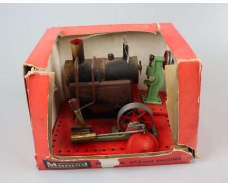 Mamod steam engine