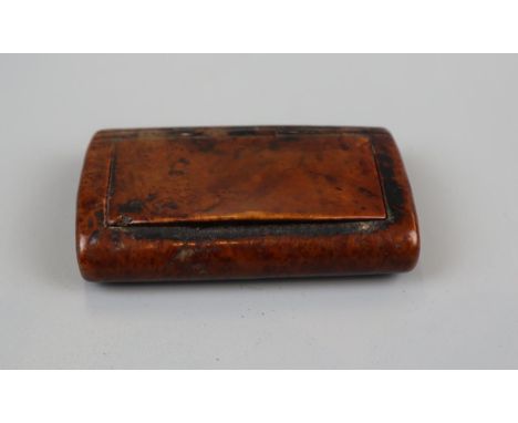 Treen snuff box