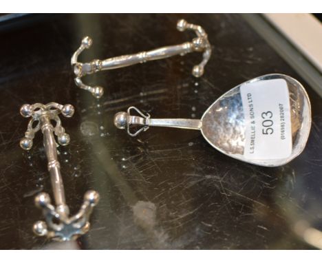ARTS &amp; CRAFTS STYLE BEATEN BIRMINGHAM SILVER CADDY SPOON &amp; PAIR OF CHESTER SILVER KNIFE RESTS - COMBINED APPROXIMATE 