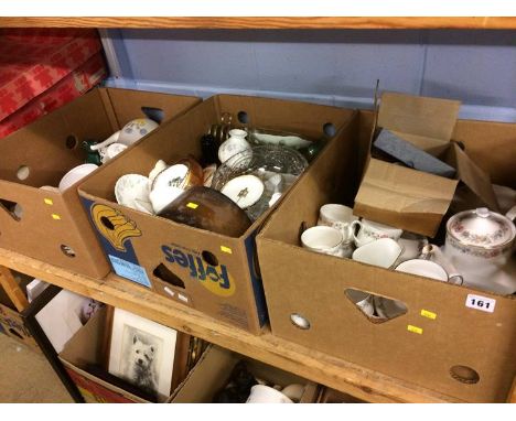 Three boxes including a Paragon tea service
