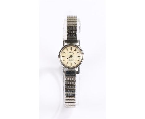 Omega De Ville ladies stainless steel cased wristwatch, the signed dial with baton numerals, quartz movement, the case 19mm d