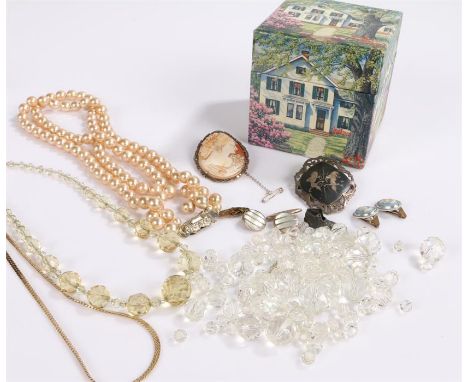 Jewellery, to include a Siam silver brooch, a cameo brooch, necklaces, cufflinks, etc, (qty)