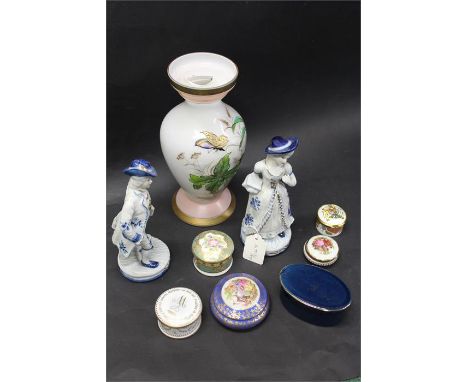 Porcelain boxes, to include The Royal Collection, Limoges, Royal Worcester also together with a pair of porcelain figures and