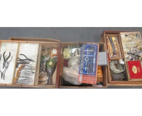 A quantity of small size workshop tools