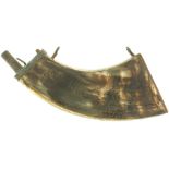 Pulverflasche, gepresstes Horn, ca. 1640