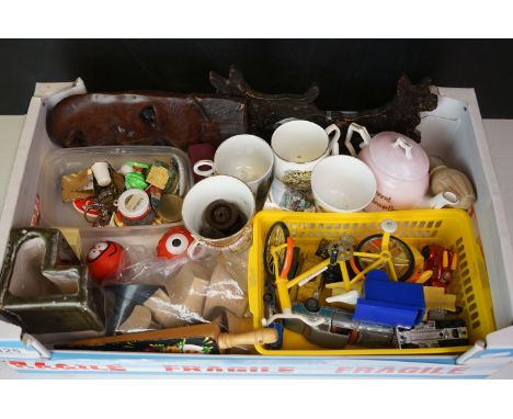 A box of mixed collectables to include vintage diecast, marbles and ceramics. 