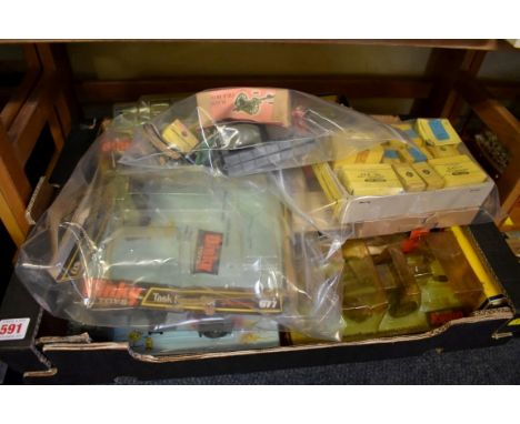 Dinky Toys:&nbsp;a collection of Dinky Toys, in original packaging, to include: Bren Gun Carrier, No.619; 8mm Gun, No.656; Ho