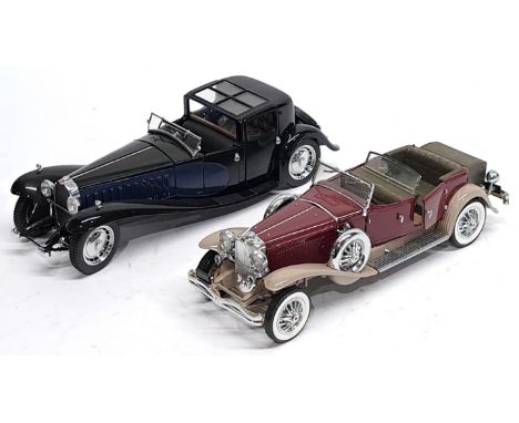 Franklin Mint, 1:24 scale, 1930 Duesenberg J Durham Tourster &amp; 1930 Bugatti Royale Coupe Napoleon, an unboxed Car pair. &