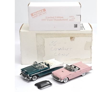 Danbury Mint &amp; Franklin Mint, 1:24 scale, 1957 Ford Thunderbird &amp; 1956 Chevrolet Bel Air, a boxed Convertible Car pai